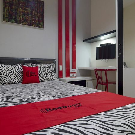 Reddoorz Near Lawang Sewu Hotel Семаранг Екстериор снимка