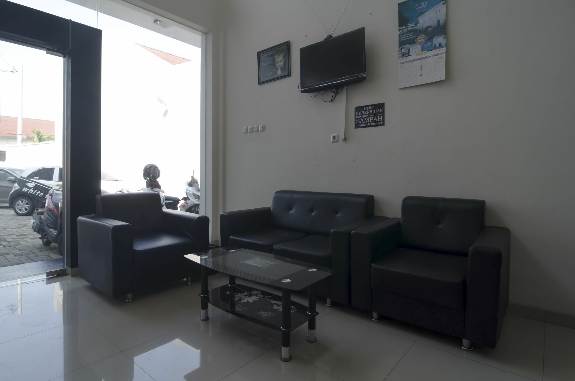 Reddoorz Near Lawang Sewu Hotel Семаранг Екстериор снимка