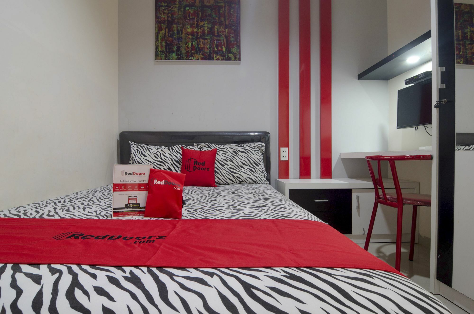 Reddoorz Near Lawang Sewu Hotel Семаранг Екстериор снимка
